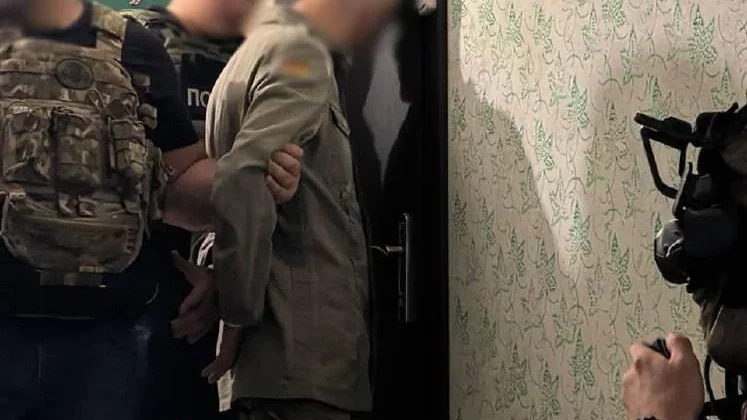 Розстріляв сусіда через ревнощі: у Києві затримали 48-річного чоловіка (відео)