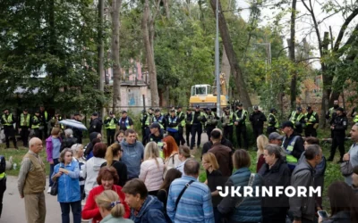 Київтеплоенерго: На Теремках не відновлювали вирубку дерев для прокладання тепломережі