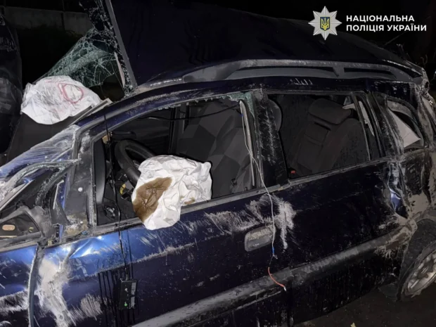 Не впорався з керуванням та злетів із мосту: у столиці внаслідок ДТП загинув водій Opel