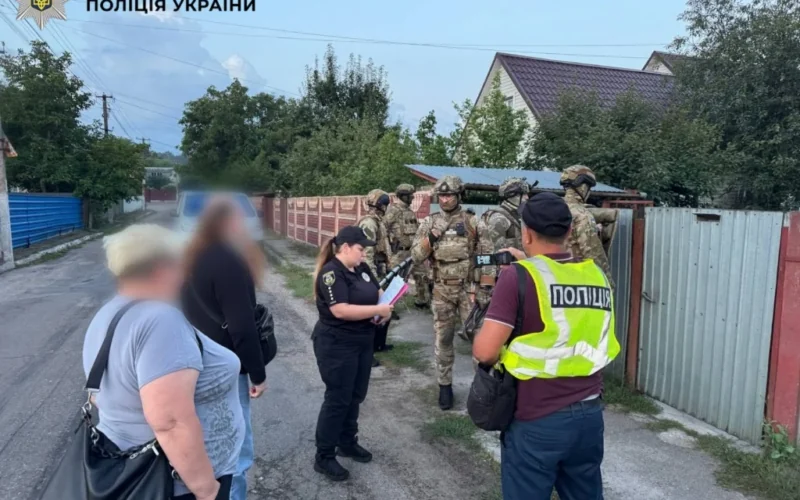 Стрілянина на Київщині: поліція затримала киянина за замах на вбивство двох людей