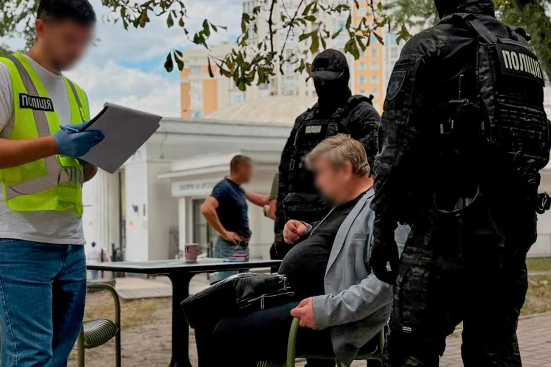 Схема для ухилянтів у Києві: мешканець столиці вимагав 20 тисяч доларів США за фіктивну інвалідність