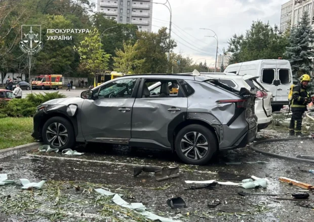 Російська атака на Київ: двоє загиблих, понад 30 поранених