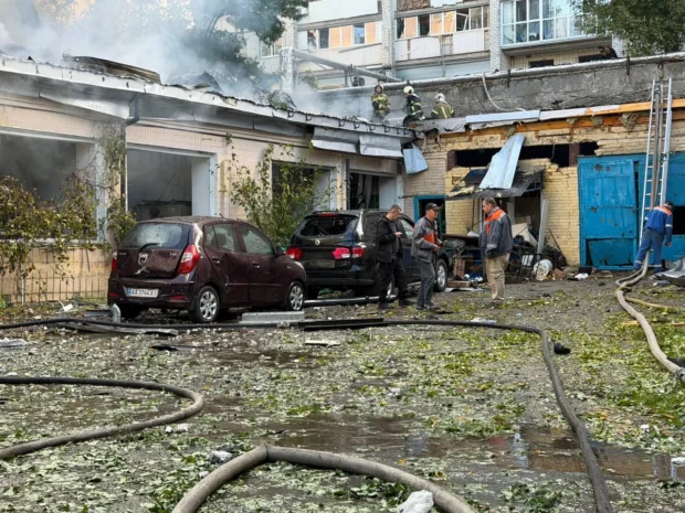 У Києві дрон пошкодив будівлю Вищої ради правосуддя: поранено шестеро людей