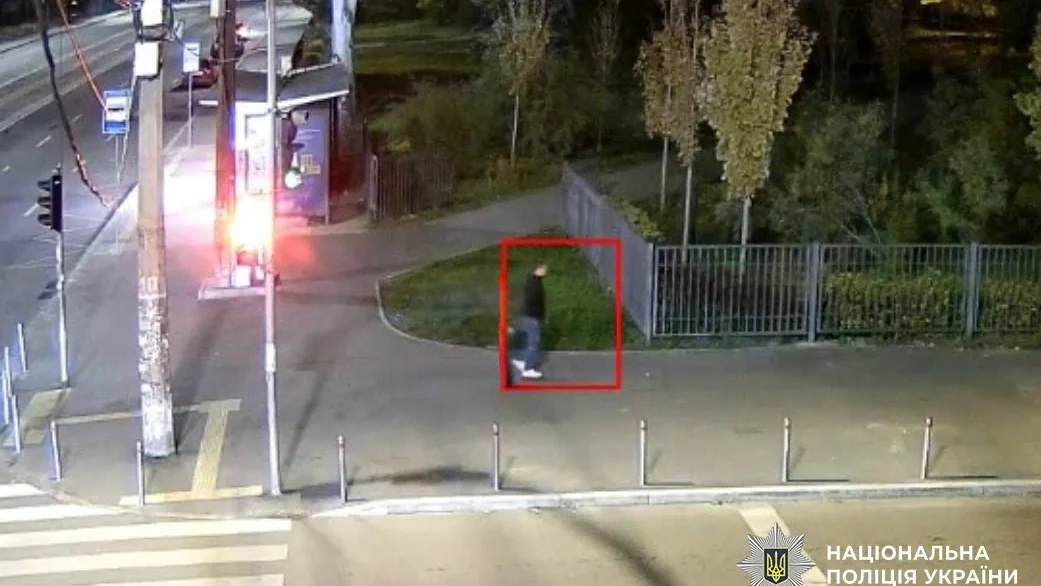 У Києві поліція затримала чоловіка за підозрою у зґвалтуванні 21-річної дівчини