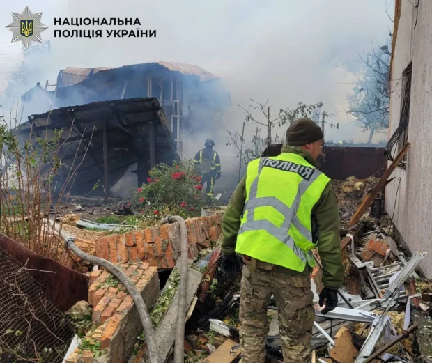 У Києві троє людей постраждали внаслідок атаки російських БпЛА