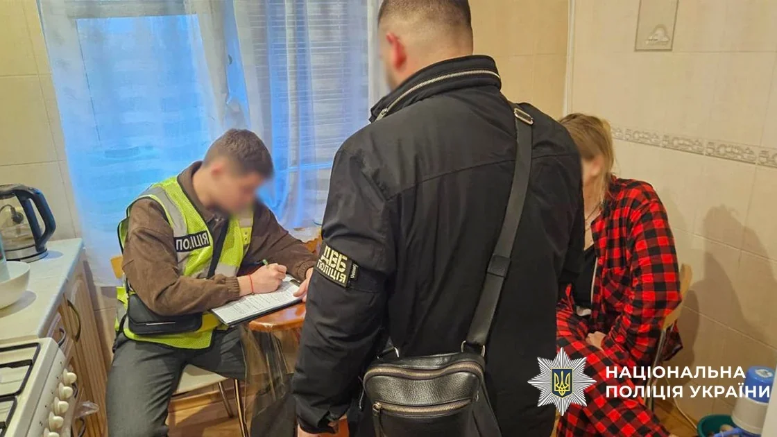 Вигадані квартири та підроблені посвідчення: у Києві шахраїв, які ошукували орендарів житла