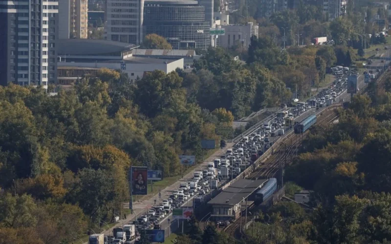У Києві оновили правила руху мостами під час тривоги