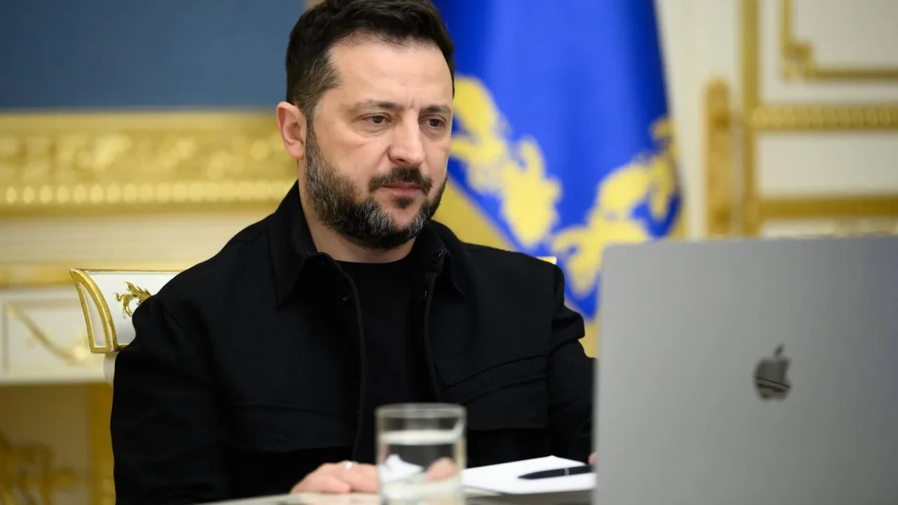 Зеленський заявив, що партнери не попередили про балістичну атаку на Київ