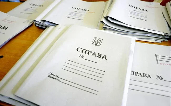 На Київщині трьох хлопців підозрюють у вбивстві та спробі зґвалтування 53-річного чоловіка