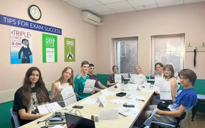Заняття групи підлітків у класі LSE Київ